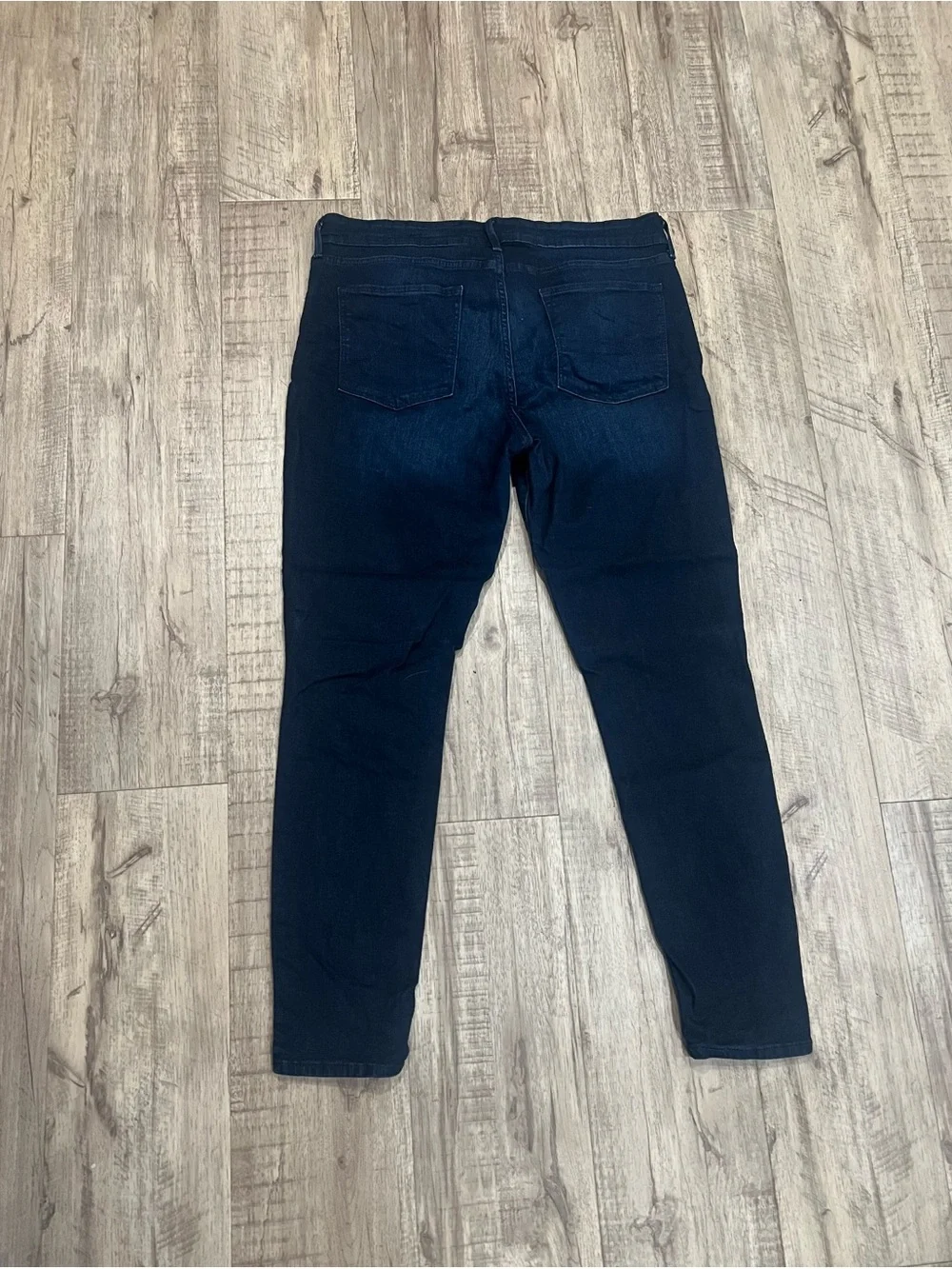 Denizen from Levi’s Modern Skinny Jeans – Size 16M (33x30)